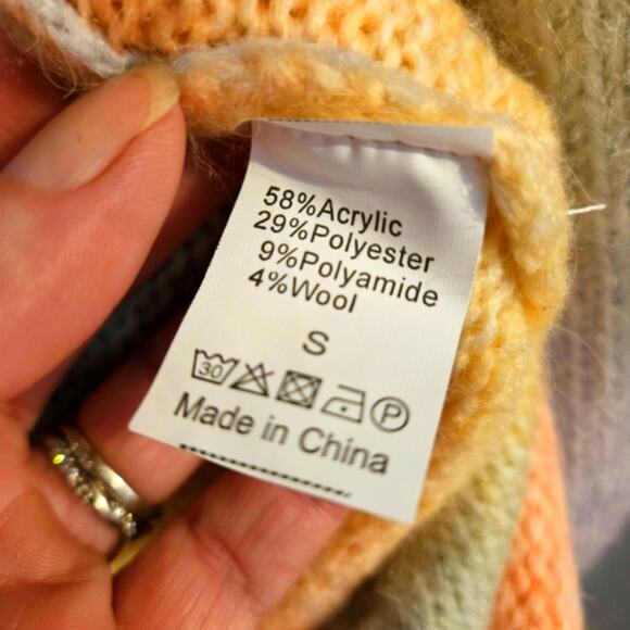 Woman's pastel rainbow colored sweater cardigan Soft sz Small - Picture 4 of 4